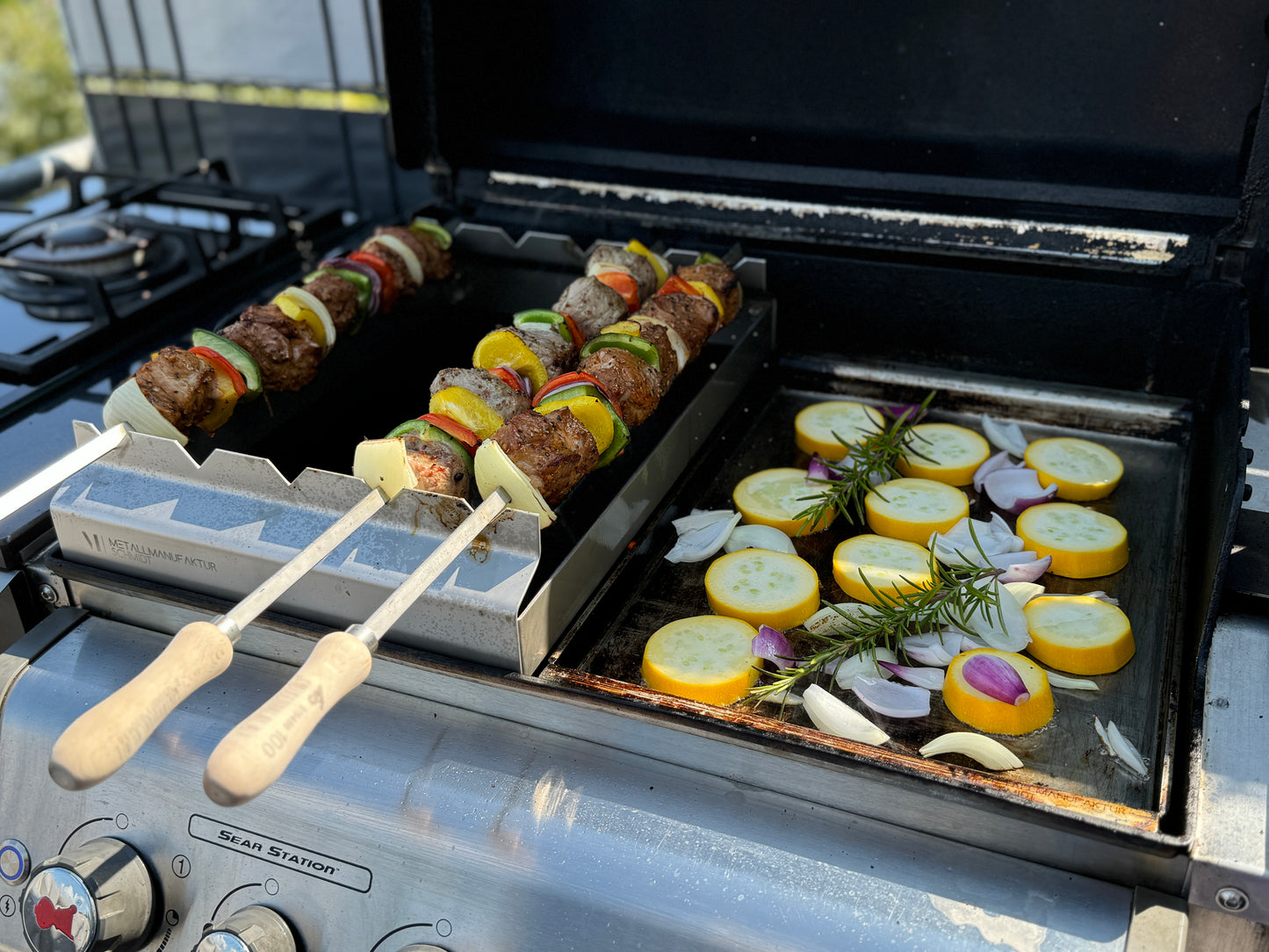 Edelstahl Mangal Grill - Schaschlikgrill - Spießgrill - Weber Spirit Serie 300